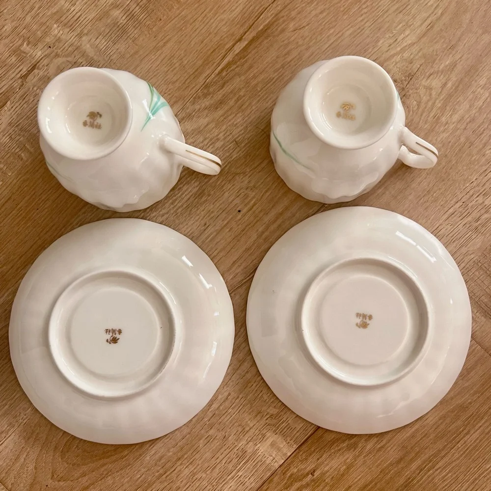 NIB Koransha Orchid Porcelain 2 Cups and‎ Saucers Fine Japanese Arita Teaware